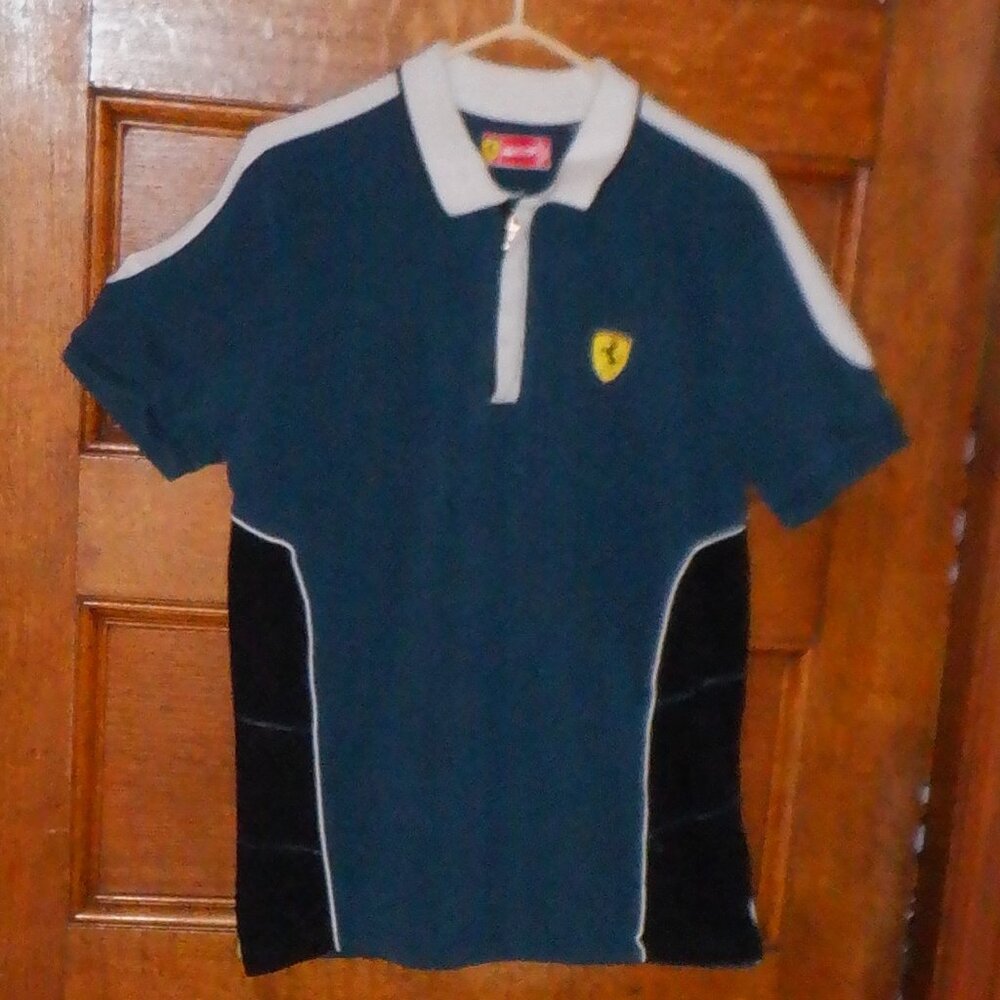 Geniune ~~~ Scuderir FERRARI ~~~ Top